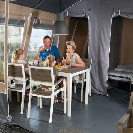 Europe Tents Camping Le Clou Meynard Exteriér fotografie